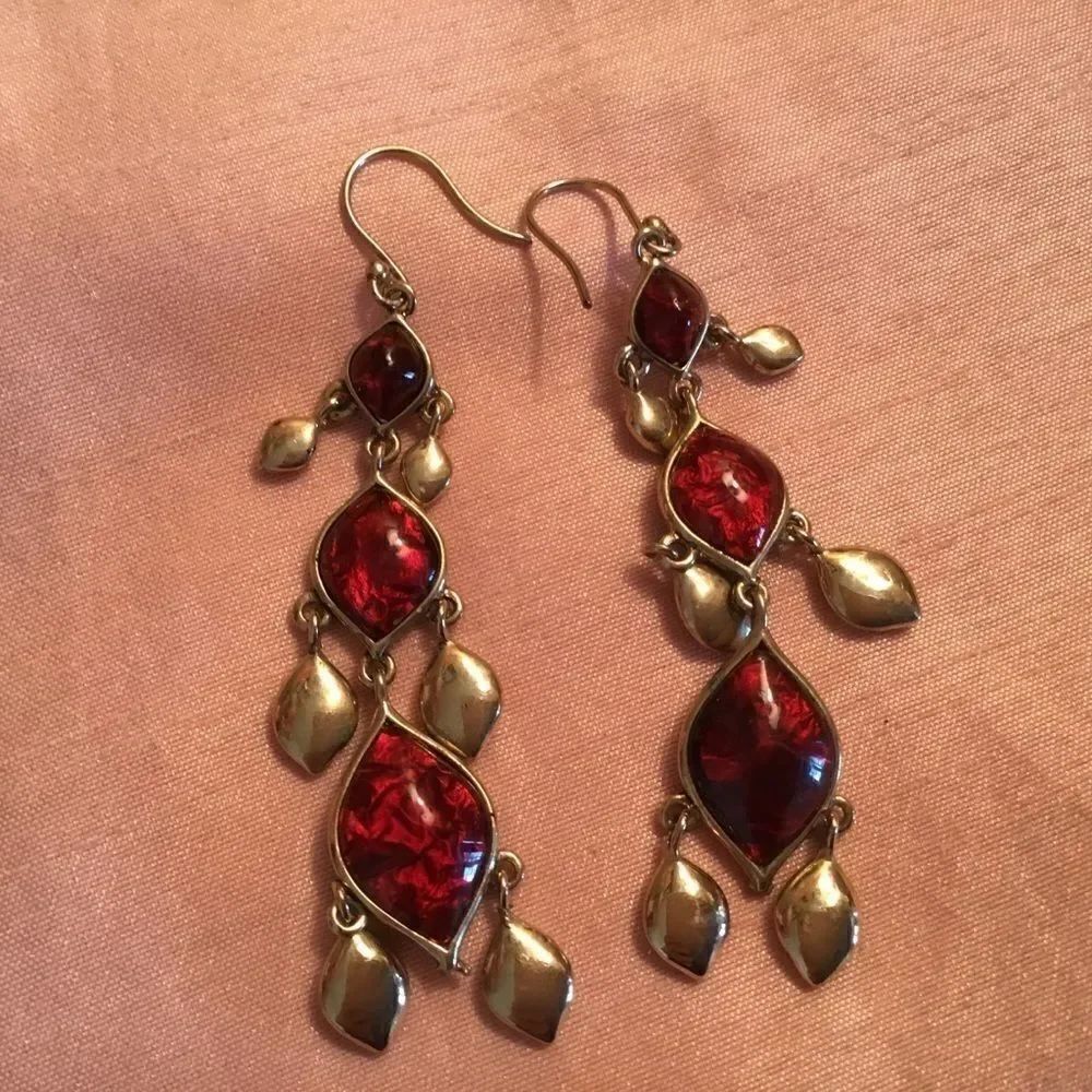 Goldtone Red Earrings 